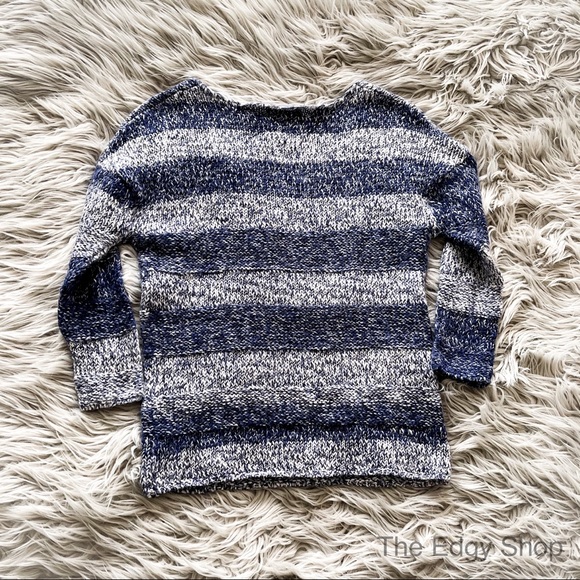 Sloane Rouge | V-Neck Striped 3/4 Sleeve Sweater - Picture 3 of 6